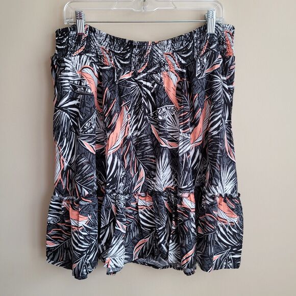 Torrid Womens Skirt Plus Size 2x Black Leaves Mini Challis Smocked Waist Pockets - Picture 1 of 12